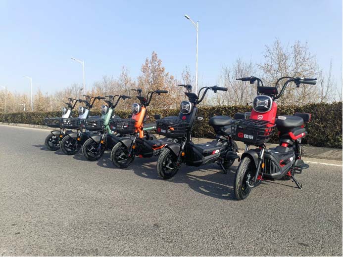 Adult E Scooters Adult E Scooters
